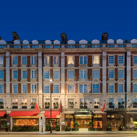 รูเบนส์ แอท เดอะ พาเลซ โฮเทล Hotel ลอนดอน ภายนอก รูปภาพ The hotel at night