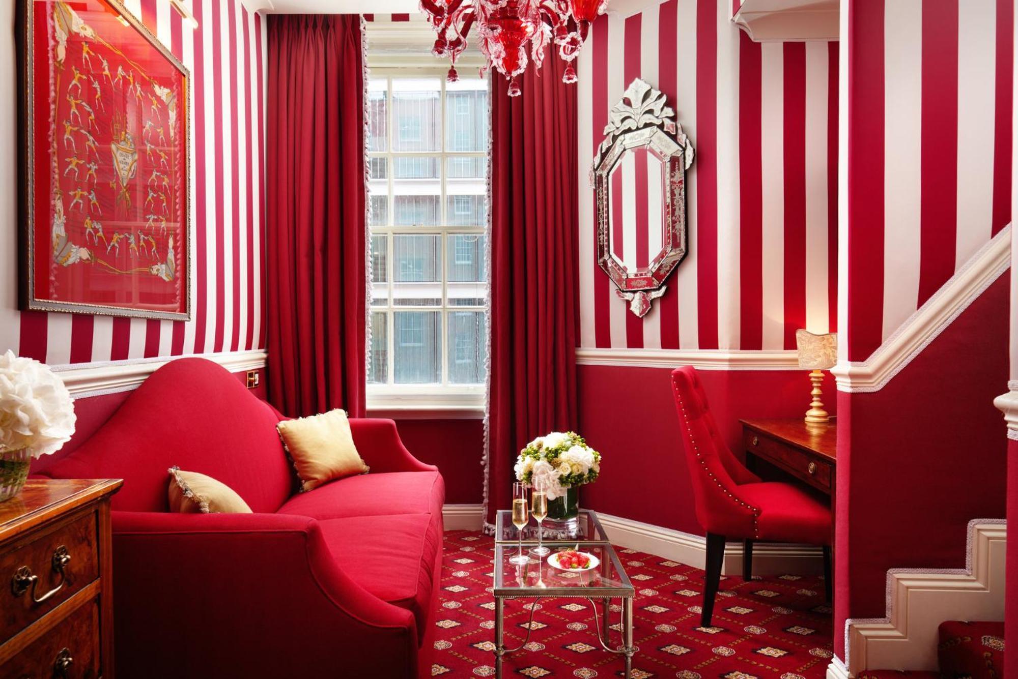 รูเบนส์ แอท เดอะ พาเลซ โฮเทล Hotel ลอนดอน ภายนอก รูปภาพ A suite at the St. George